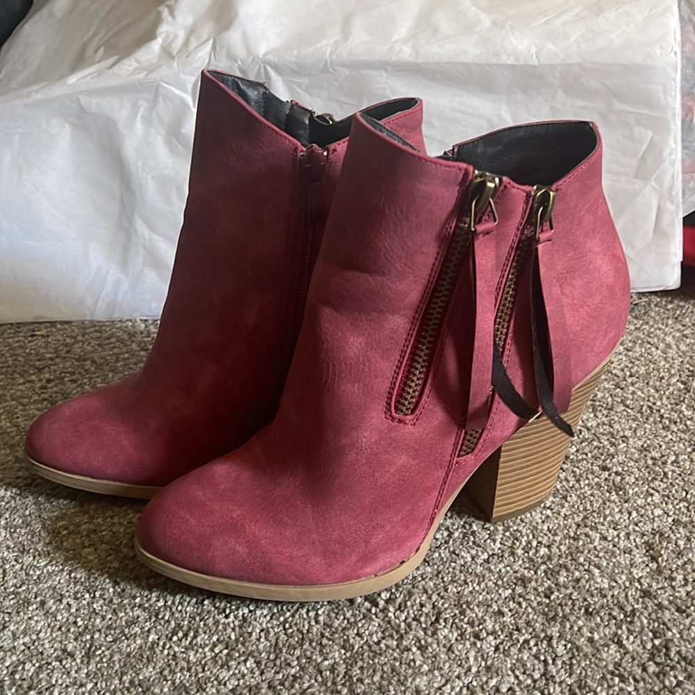 JG Faux suede heel boot